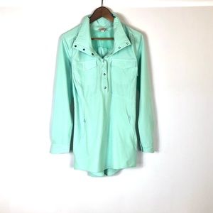 Duluth Trading Co Women’s Sol Survivor Blue Top